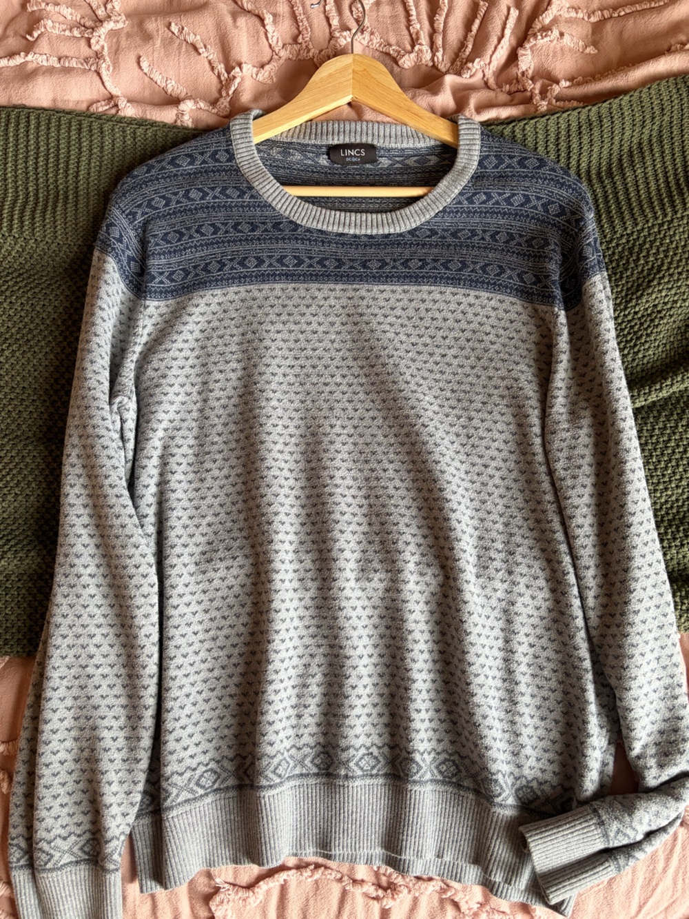 INC International Concepts Gray and Navy Patterned Men's Sweater